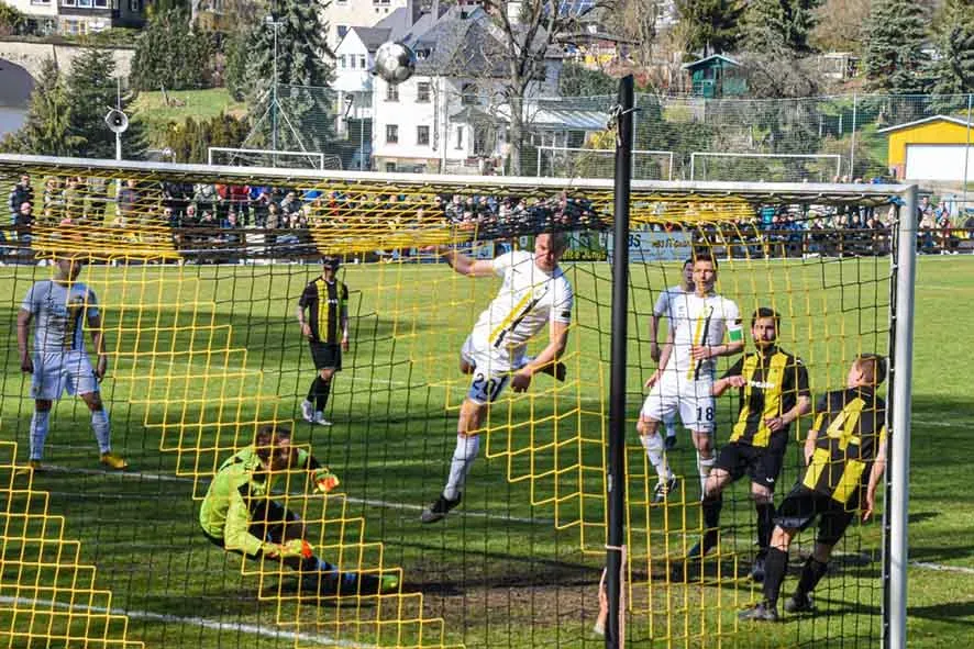 Saisonfinale am Fasanengarten mit Meister, Derby und Freibier