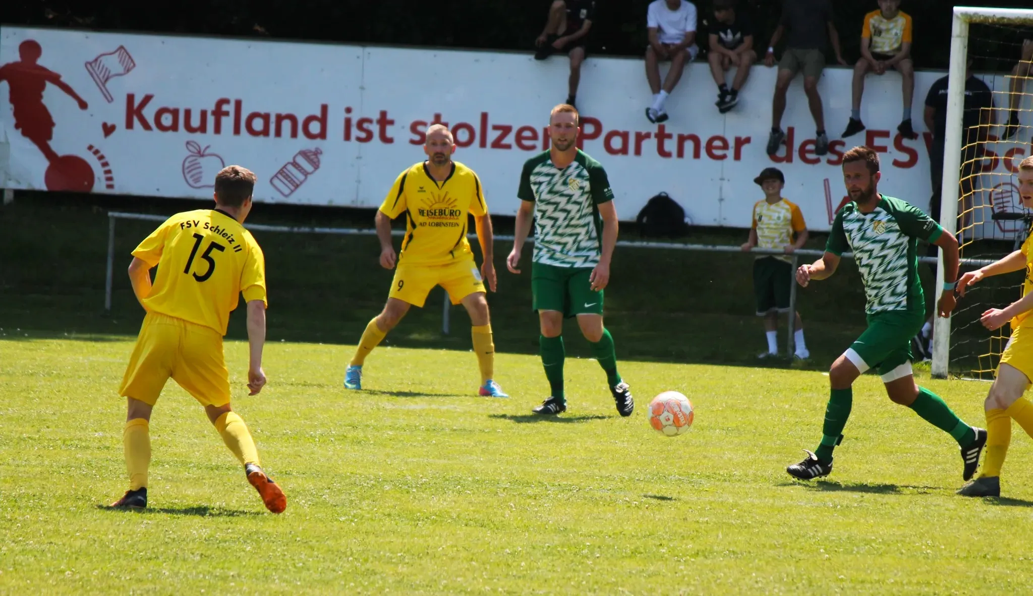 Pokal- & Lokalduell: FSV Schleiz II empfängt SV Moßbach zum Feiertagsfußball